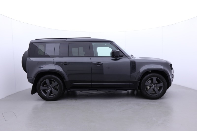 Used Land Rover Defender 2024 for sale - 77802073: Photo 5