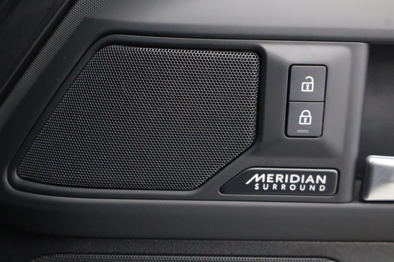 Used Land Rover Defender 2024 for sale - 77802073: Photo 53