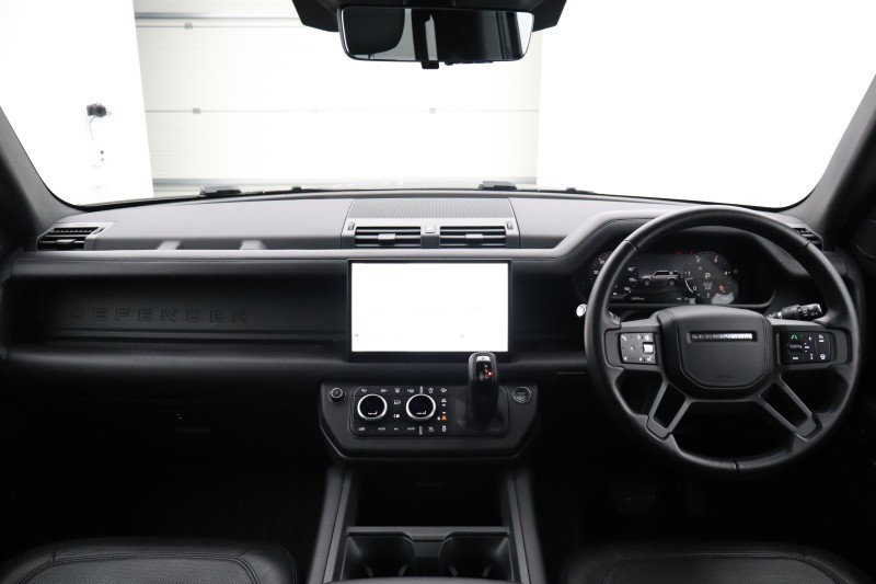 Used Land Rover Defender 2024 for sale - 77802073: Photo 9