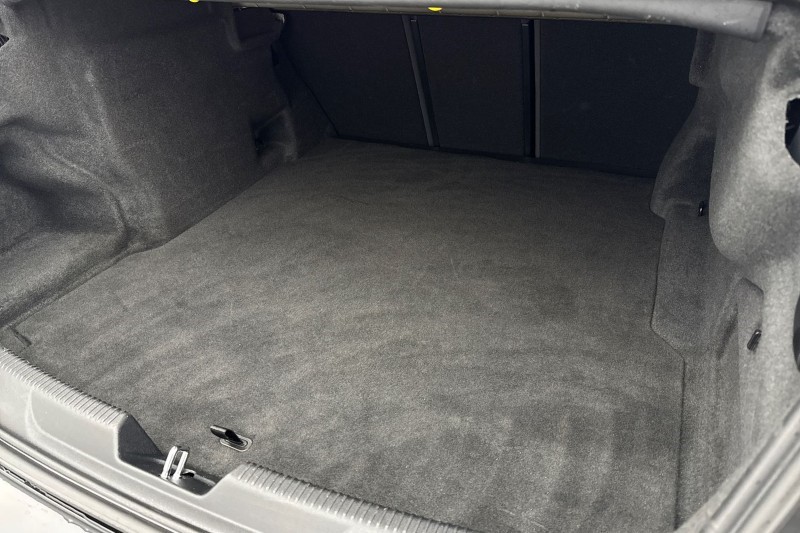 Used Jaguar XE 2021 for sale - 77406444: Photo 35