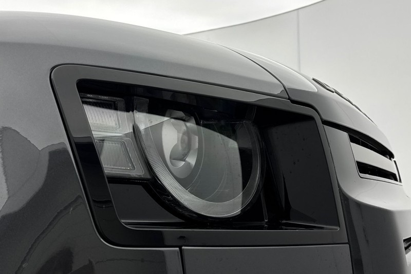 Used Land Rover Defender 2024 for sale - 77718123: Photo 17