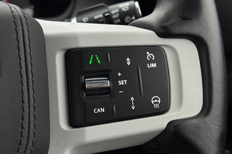 Used Land Rover Defender 2024 for sale - 77718123: Photo 28