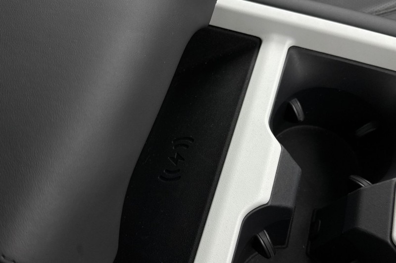 Used Land Rover Defender 2024 for sale - 77718123: Photo 34