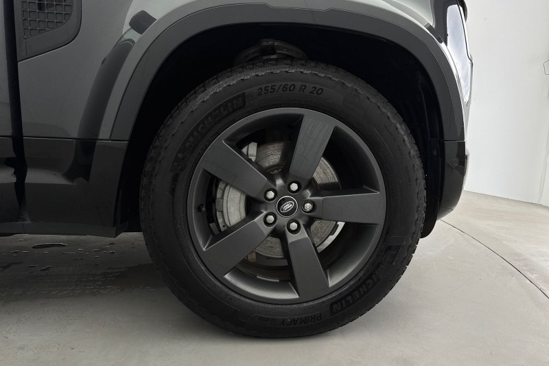 Used Land Rover Defender 2024 for sale - 77718123: Photo 8