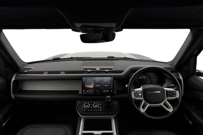 Used Land Rover Defender 2024 for sale - 77718123: Photo 9