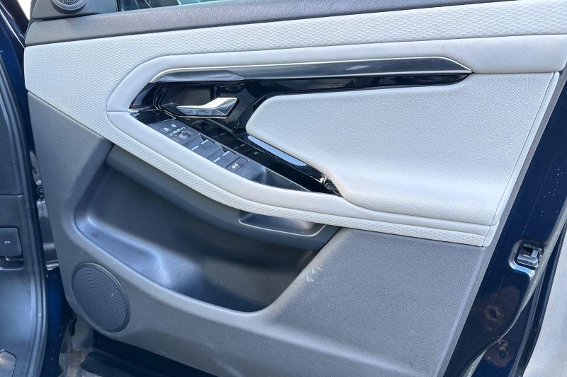 Used Land Rover Range Rover Evoque 2023 for sale - 77210366: Photo 21