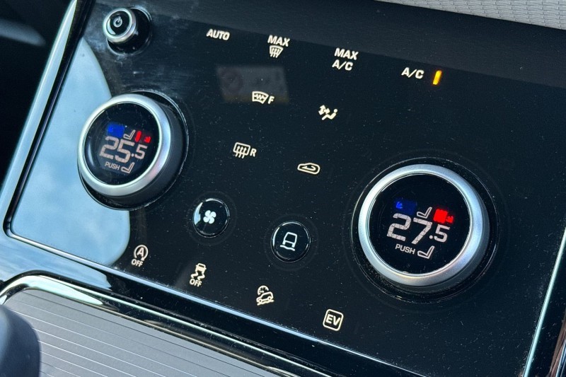 Used Land Rover Range Rover Evoque 2023 for sale - 77210366: Photo 31