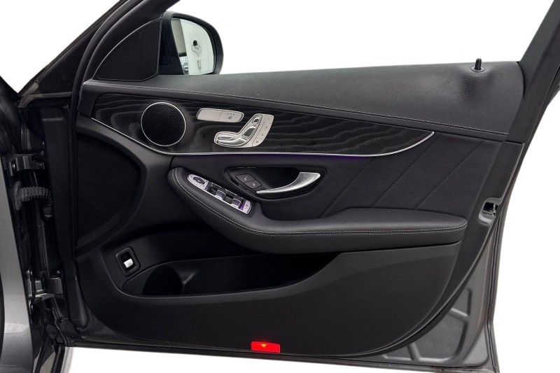 Used Mercedes-Benz C Class 2021 for sale - 77406435: Photo 21