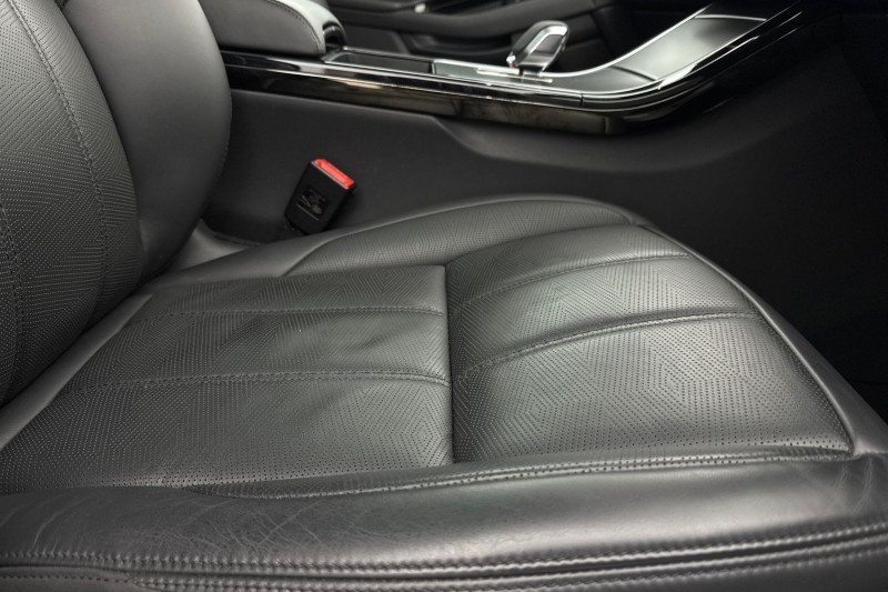 Used Land Rover Range Rover Evoque 2024 for sale - 77420526: Photo 25