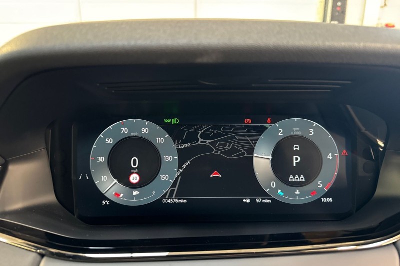 Used Land Rover Range Rover Evoque 2025 for sale - 77802077: Photo 16