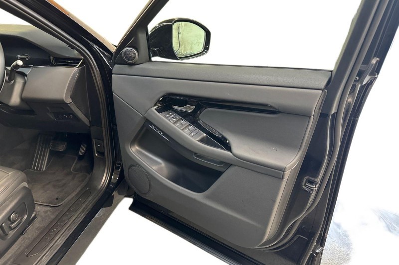 Used Land Rover Range Rover Evoque 2025 for sale - 77802077: Photo 21