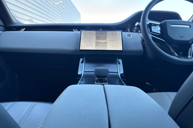 Used Land Rover Range Rover Evoque 2025 for sale - 76984322: Photo 14