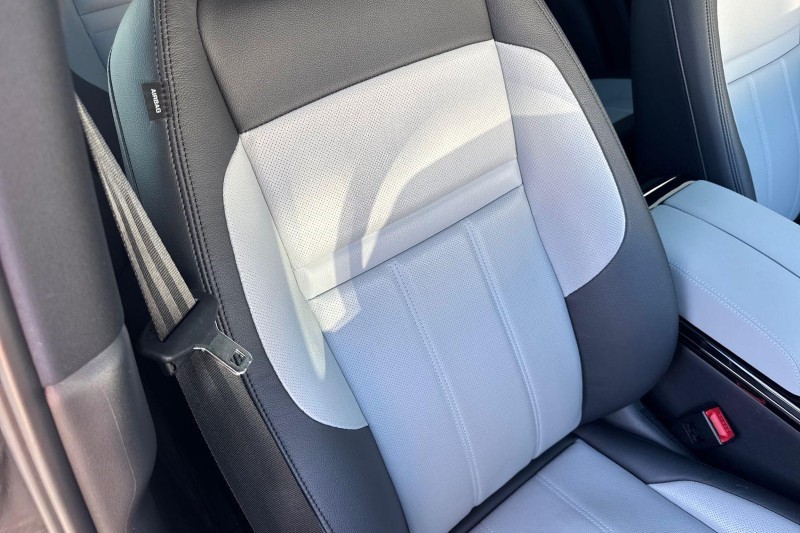 Used Land Rover Range Rover Evoque 2025 for sale - 76984322: Photo 26