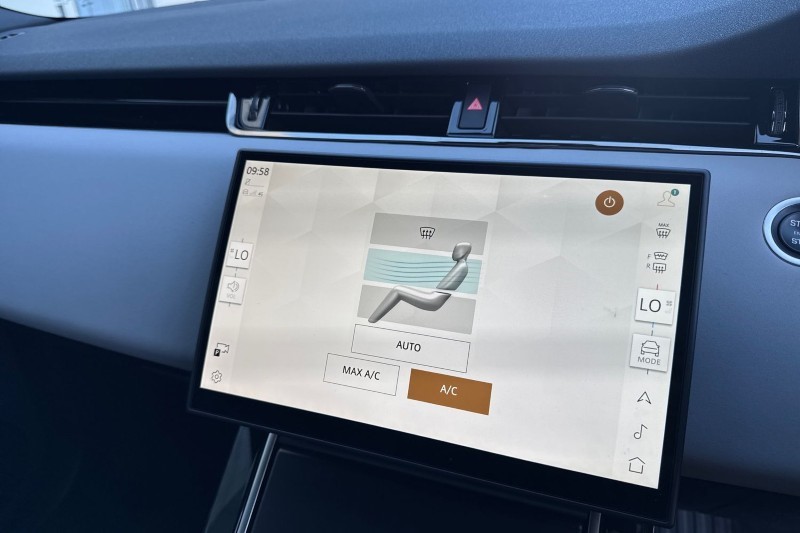 Used Land Rover Range Rover Evoque 2025 for sale - 76984322: Photo 31