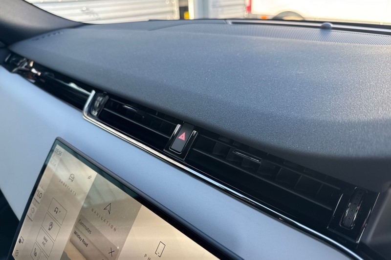 Used Land Rover Range Rover Evoque 2025 for sale - 76984322: Photo 32