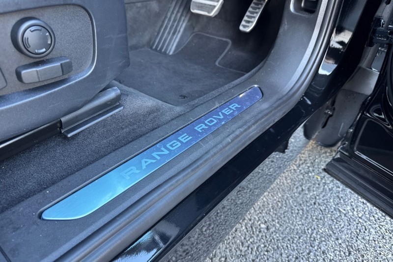 Used Land Rover Range Rover Evoque 2025 for sale - 76984322: Photo 35