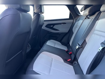 Used Land Rover Range Rover Evoque 2025 for sale - 76984322: Photo