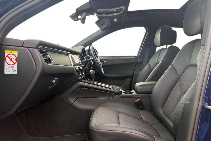 Used Porsche Macan 2022 for sale - 76984327: Photo 3