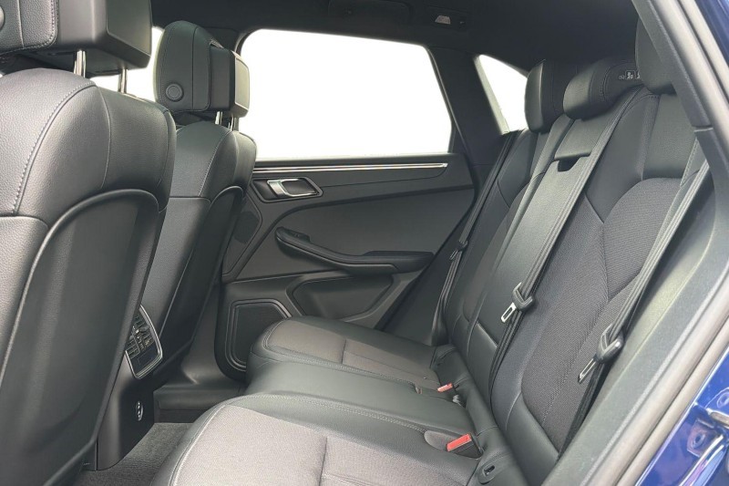 Used Porsche Macan 2022 for sale - 76984327: Photo 4