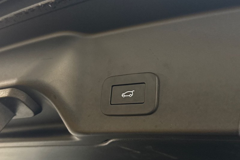 Used Land Rover Range Rover Evoque 2025 for sale - 77261750: Photo 37