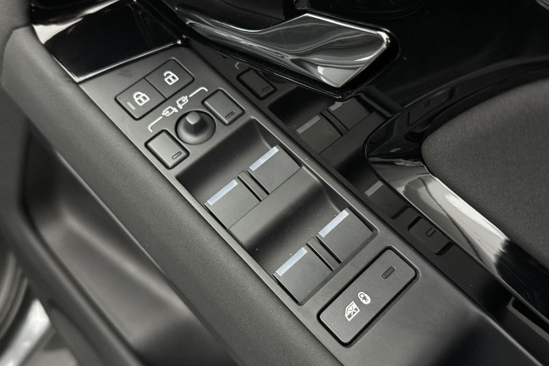 Used Land Rover Range Rover Evoque 2025 for sale - 77339562: Photo 22