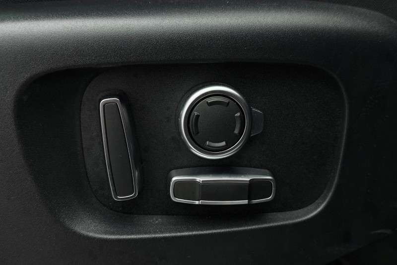 Used Land Rover Range Rover Evoque 2025 for sale - 77258392: Photo 24