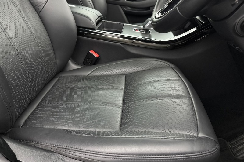 Used Land Rover Range Rover Evoque 2025 for sale - 77258392: Photo 25