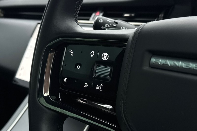 Used Land Rover Range Rover Evoque 2025 for sale - 77258392: Photo 28