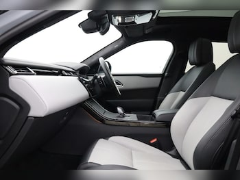 Used Land Rover Range Rover Velar 2025 for sale - 79240071: Photo