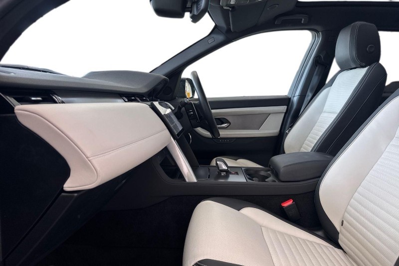 Used Land Rover Discovery Sport 2025 for sale - 76984329: Photo 3