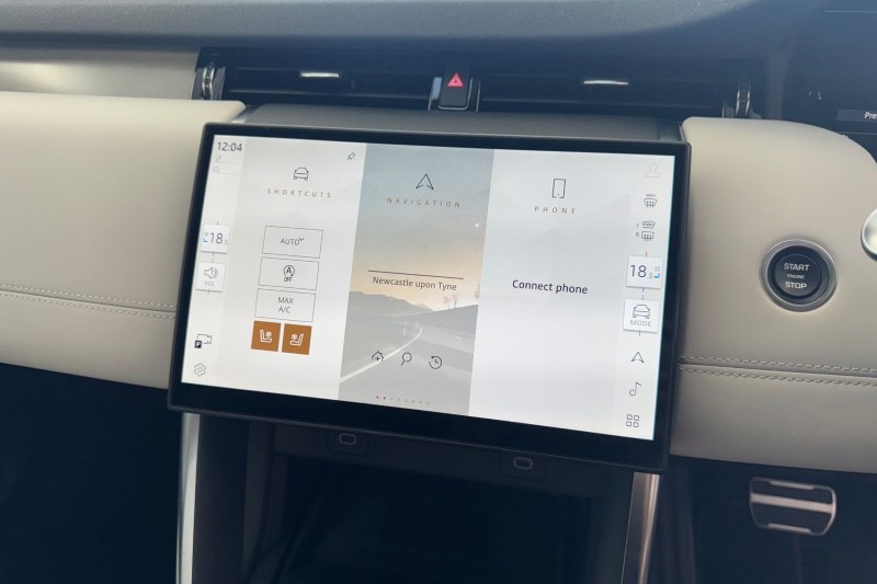 Used Land Rover Discovery Sport 2025 for sale - 76984329: Photo 30