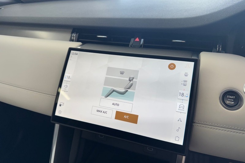 Used Land Rover Discovery Sport 2025 for sale - 76984329: Photo 32