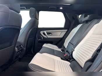 Used Land Rover Discovery Sport 2025 for sale - 76984329: Photo