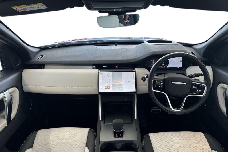 Used Land Rover Discovery Sport 2025 for sale - 76984329: Photo 9