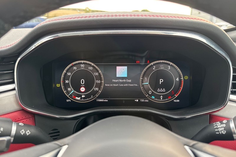 Used Jaguar F-Pace 2023 for sale - 76984301: Photo 16