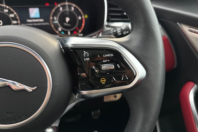 Used Jaguar F-Pace 2023 for sale - 76984301: Photo 29