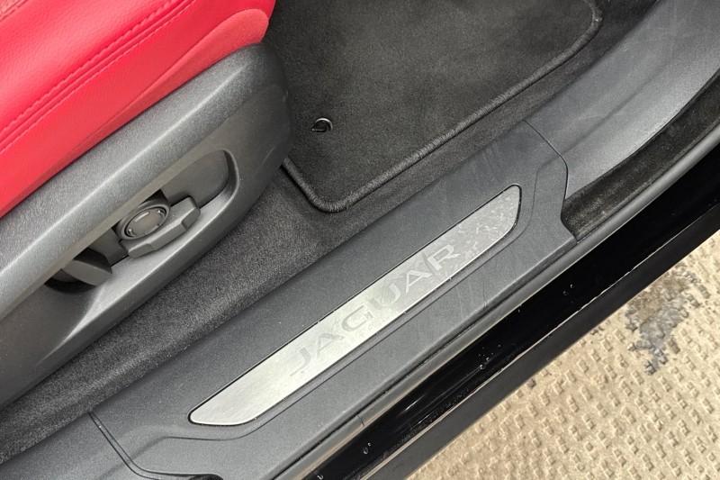 Used Jaguar F-Pace 2023 for sale - 76984301: Photo 37