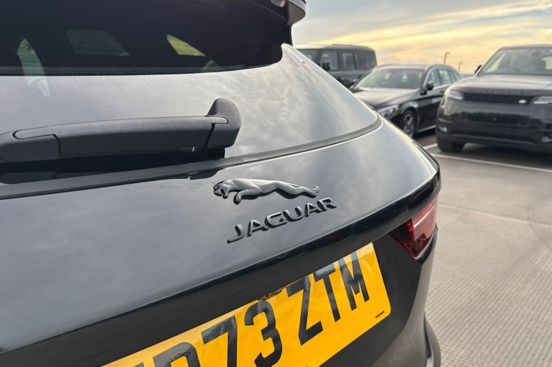 Used Jaguar F-Pace 2023 for sale - 76984301: Photo 44