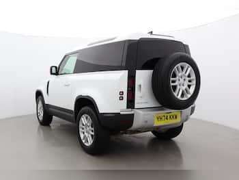 Used Land Rover Defender 2024 for sale - 79882743: Photo