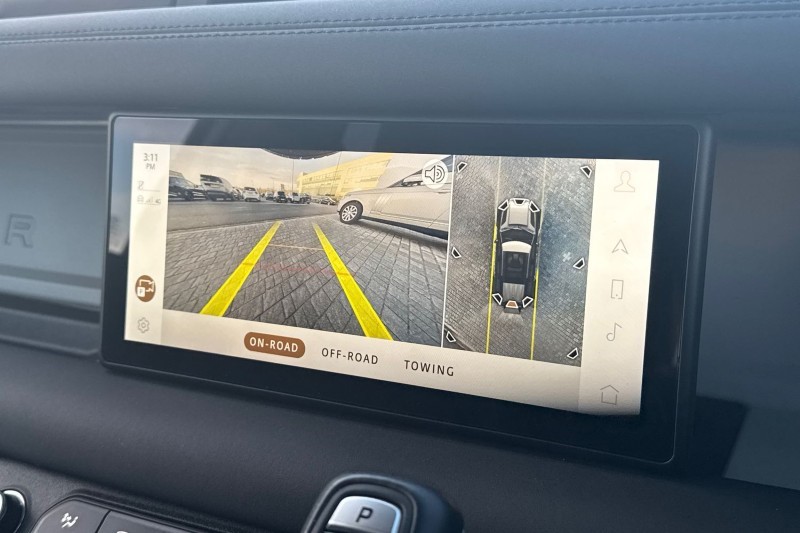 Used Land Rover Defender 2024 for sale - 76984299: Photo 12