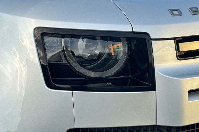 Used Land Rover Defender 2024 for sale - 76984299: Photo 17