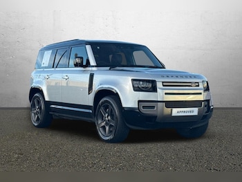 Used Land Rover Defender 2024 for sale - 76984299: Photo