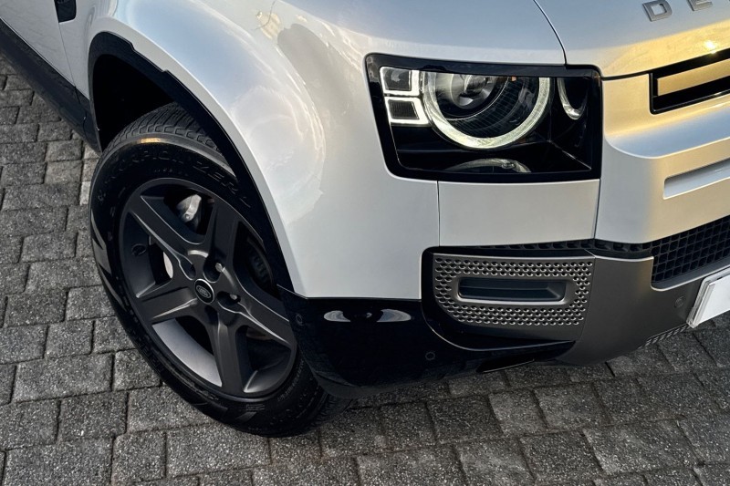 Used Land Rover Defender 2024 for sale - 76984299: Photo 43