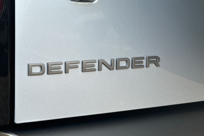 Used Land Rover Defender 2024 for sale - 76984299: Photo 47