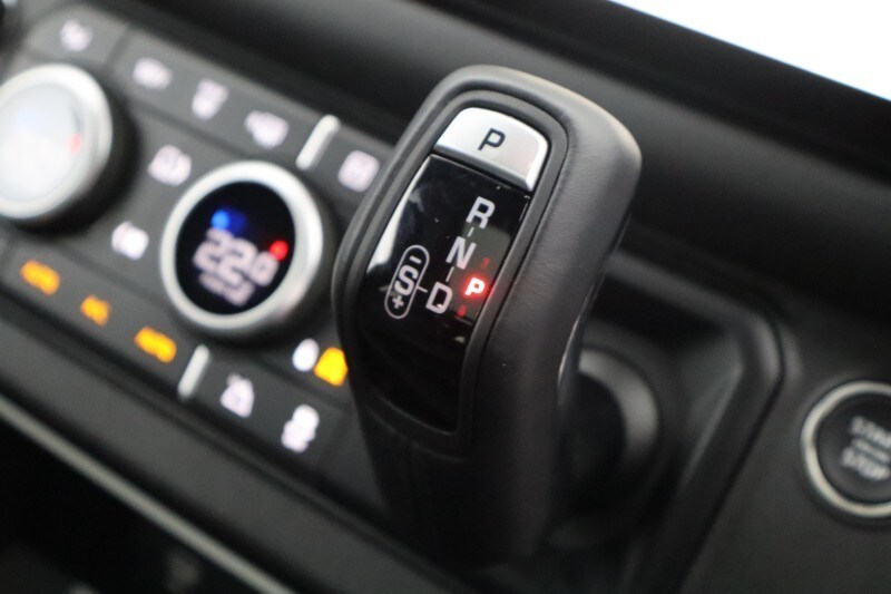 Used Land Rover Defender 2024 for sale - 77758736: Photo 13