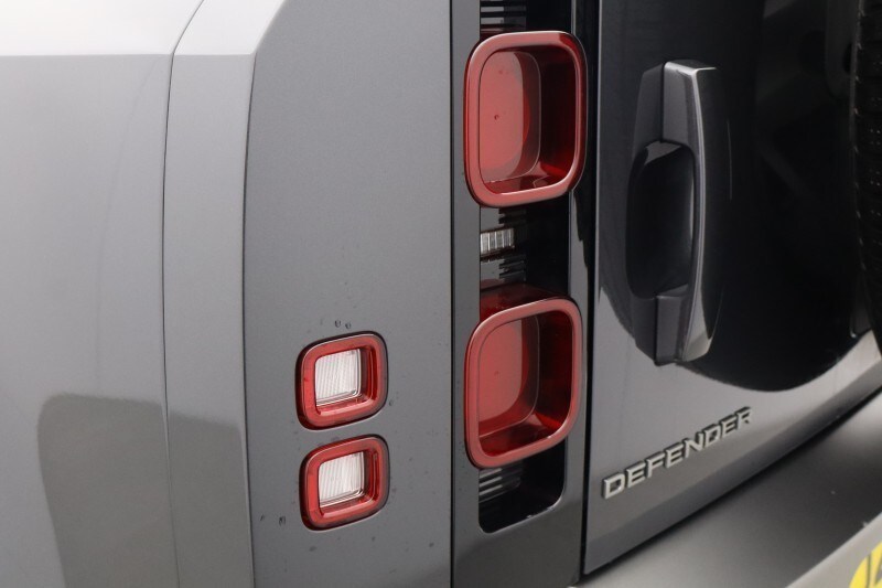 Used Land Rover Defender 2024 for sale - 77758736: Photo 19