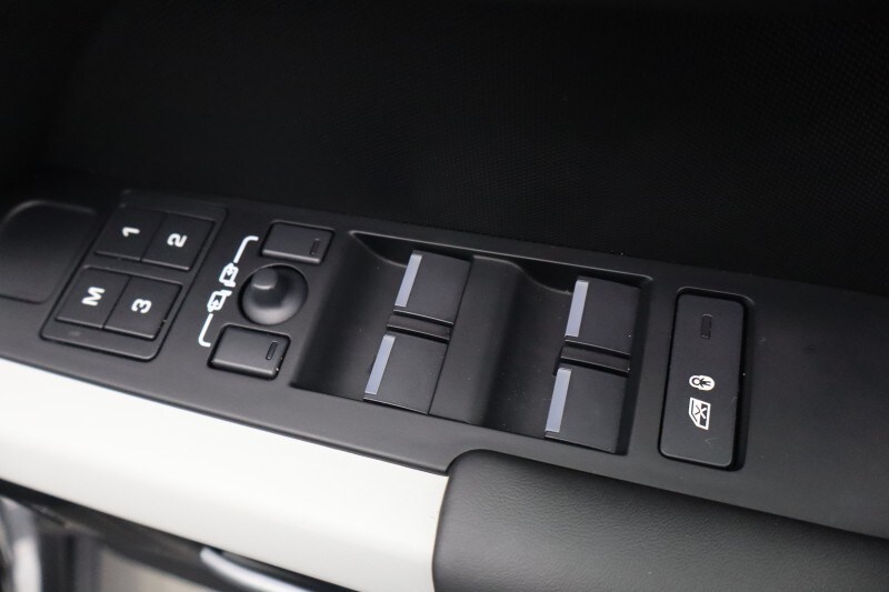 Used Land Rover Defender 2024 for sale - 77758736: Photo 24