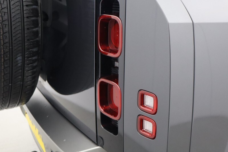 Used Land Rover Defender 2024 for sale - 77758736: Photo 41