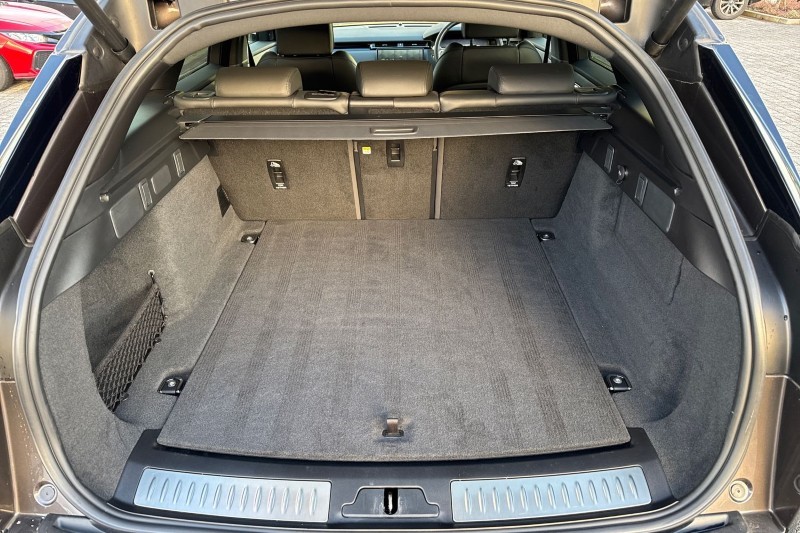 Used Land Rover Range Rover Velar 2024 for sale - 76984341: Photo 10