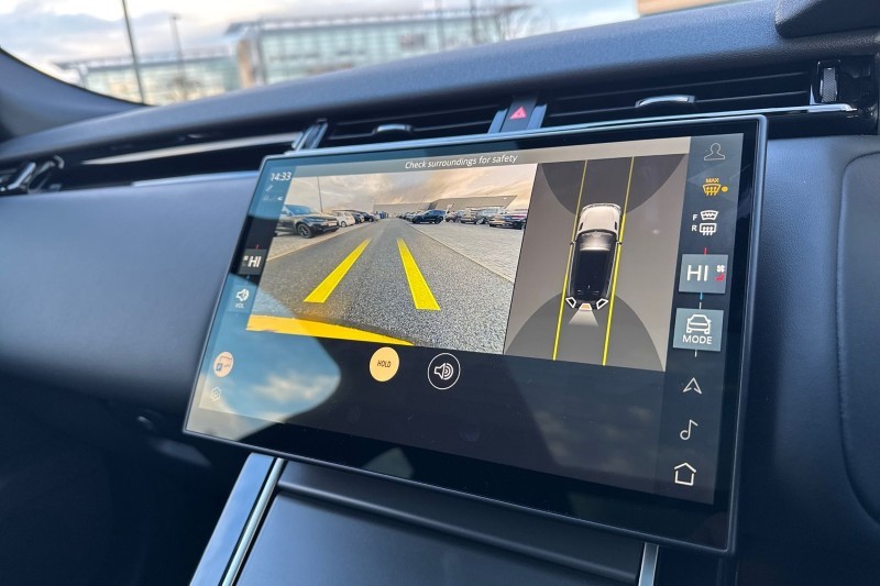 Used Land Rover Range Rover Velar 2024 for sale - 76984341: Photo 12